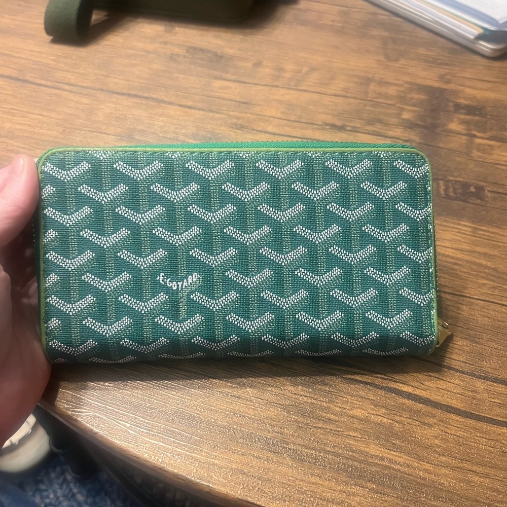 Green Patterned Wallet - image 2